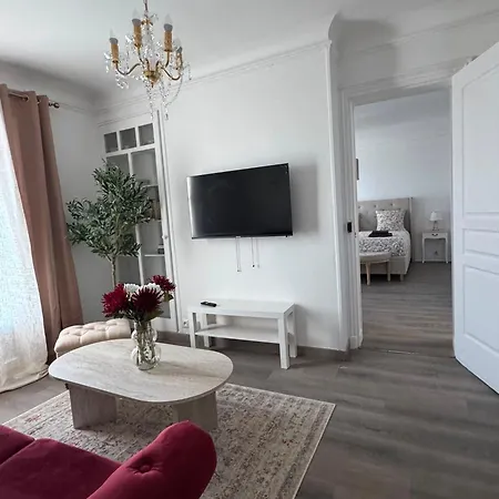 公寓 Baroque Chic - 10 Min From Paris, Access To 诺瓦西勒塞克